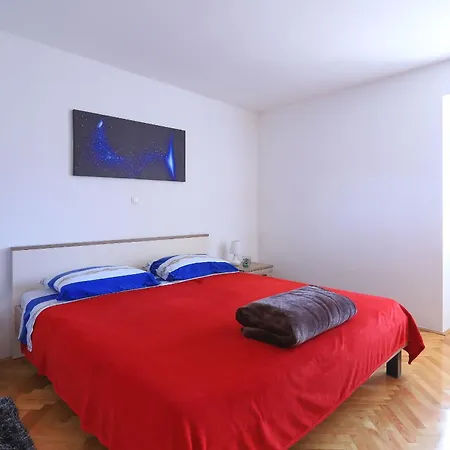 Semesterbostad Senta